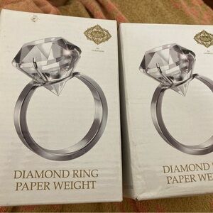 The Ring every girl should have! NWT (2 ) diamond ring paper weights